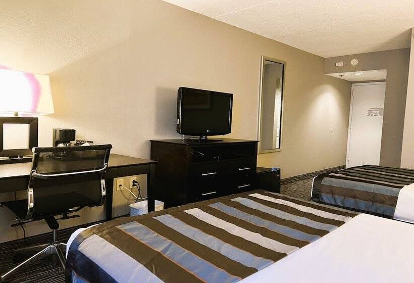 Номер Стандарт 2 Двуспальные Кровати, The Plaza On The Pike Hotel Atlantic City West By Oyo