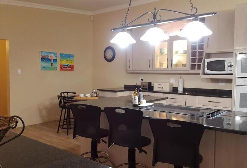 خانه 3 خوابه, Petit & Grande Plaisir Luxury Self Catering