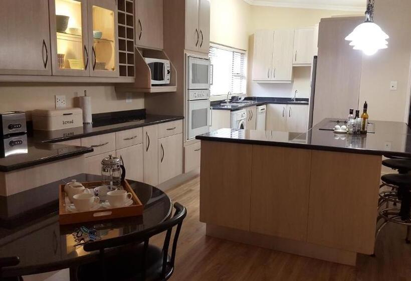 خانه 3 خوابه, Petit & Grande Plaisir Luxury Self Catering
