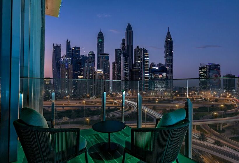 Номер Клуб Кровать Кинг, Taj Jumeirah Lakes Towers
