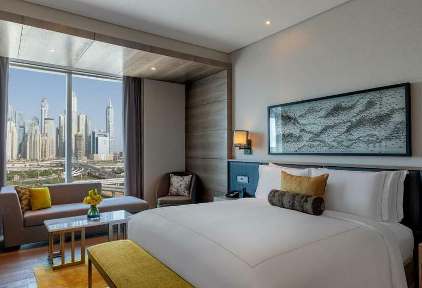 Номер Клуб, Taj Jumeirah Lakes Towers