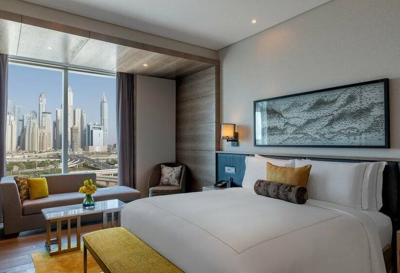 Номер Клуб, Taj Jumeirah Lakes Towers