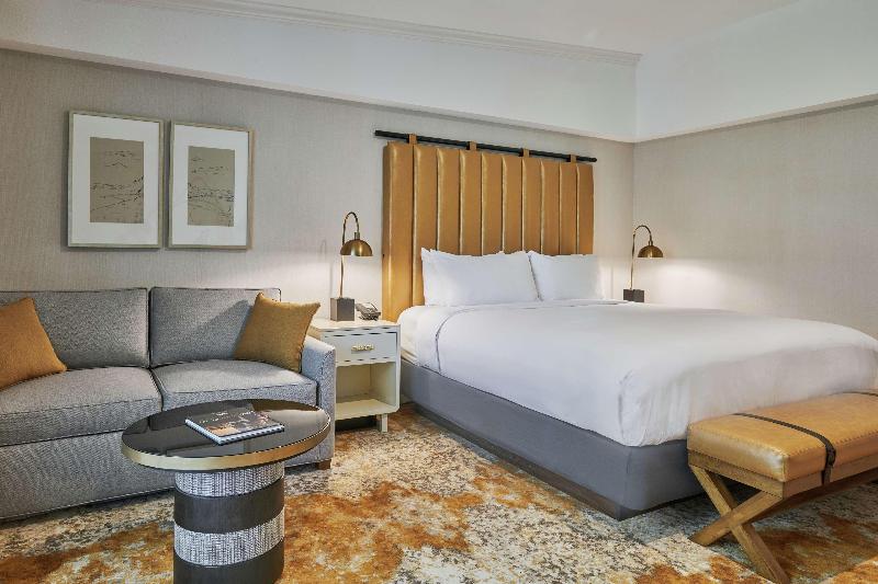 스탠다드 발코니 룸, The Inn At Saratoga, Tapestry Collection By Hilton