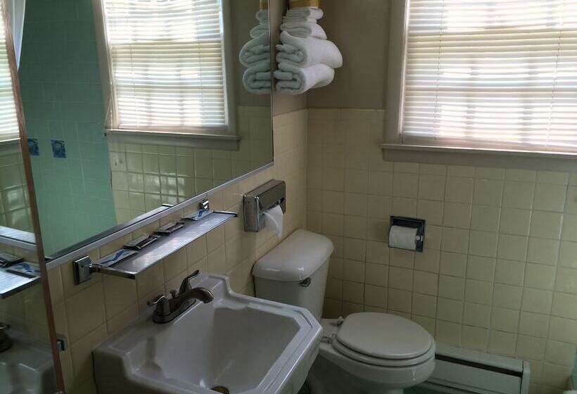 Люкс Кровать Кинг, Howards Motel