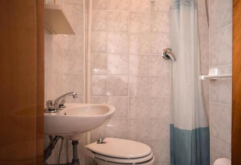 Quarto Quádruplo Estandar, Zeus