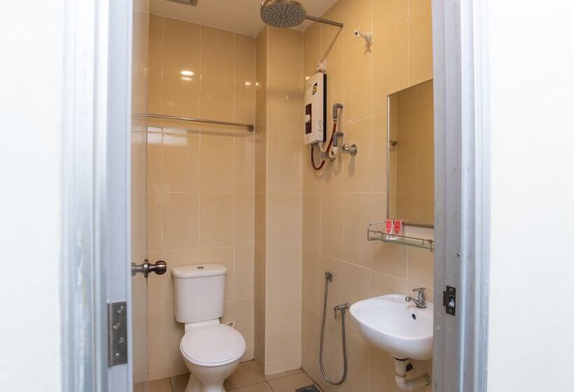 سوییت خانوادگی, Bluewater Hotel 2 By Oyo Rooms