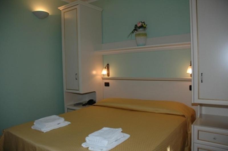 Номер Стандарт, Albergo Montenerone