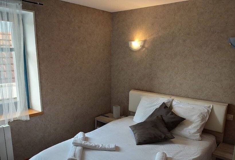 Номер Стандарт, Le Relais Du Prieure