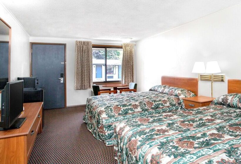 Номер Стандарт 2 Двуспальные Кровати, Knights Inn Pittston