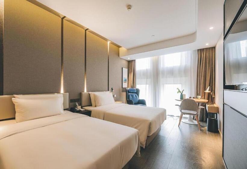 Номер Superior, Atour Hotel Ningbo Sanjiangkou Bund Book City