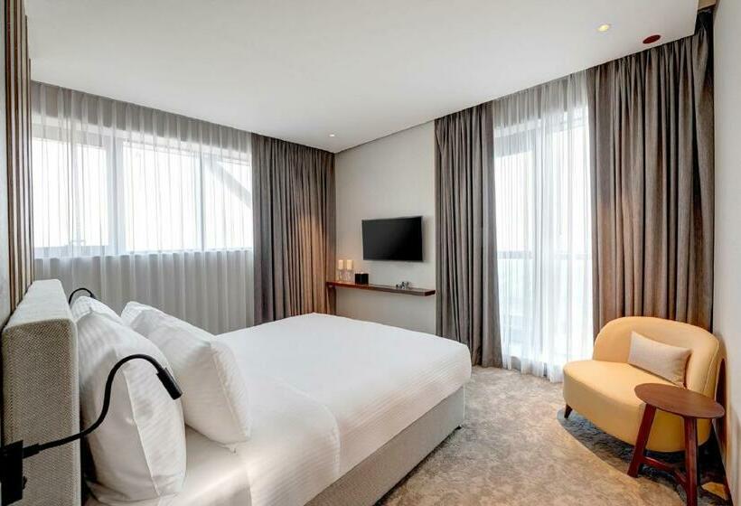 اتاق سوپریور با تخت بزرگ, Millennium Place Barsha Heights Hotel