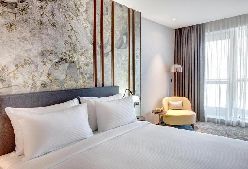 اتاق سوپریور با تخت بزرگ, Millennium Place Barsha Heights Hotel