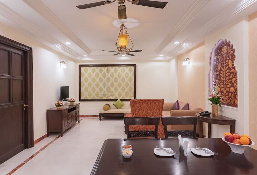 Люкс Повышенной Комфортности, Shree Vallabh Vilas Lords Plaza Nathdwara   Pure Veg