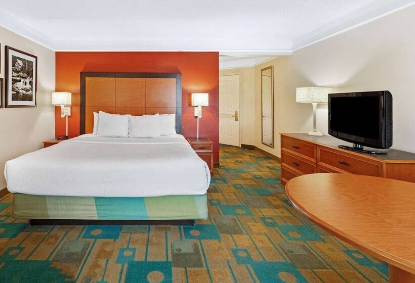 Номер Deluxe, La Quinta By Wyndham Albuquerque West