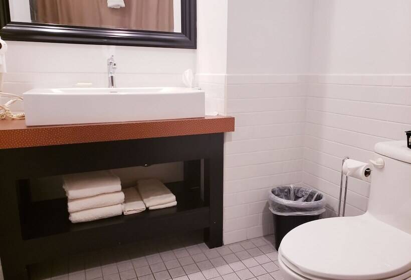Номер Deluxe, Lowell Inn