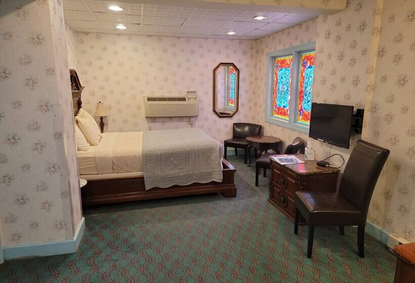 Четырехместный Номер Deluxe, Lowell Inn