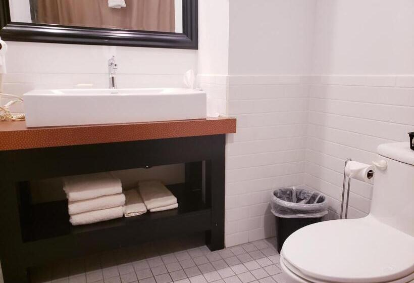 Номер Deluxe, Lowell Inn