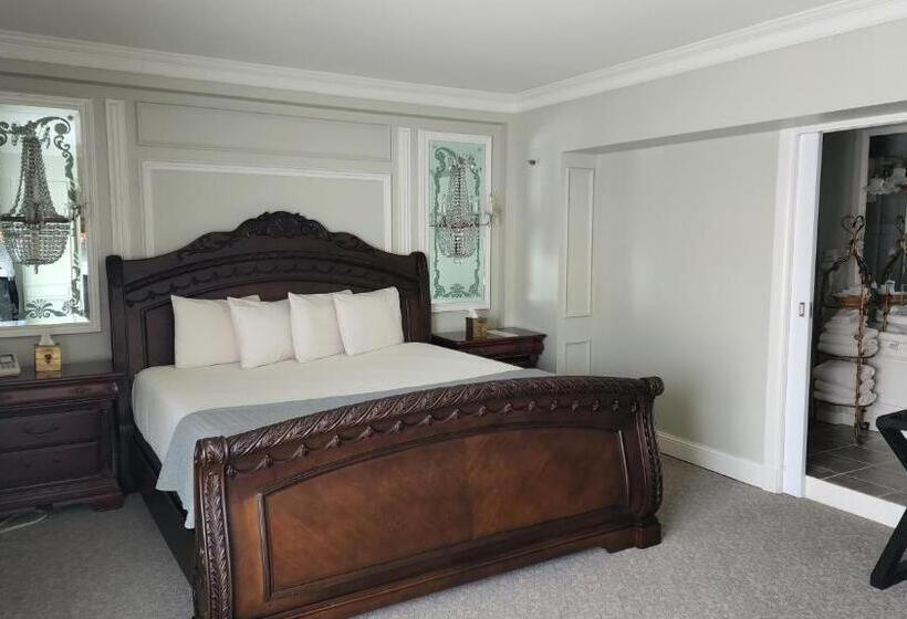 Трехместный Номер Deluxe, Lowell Inn