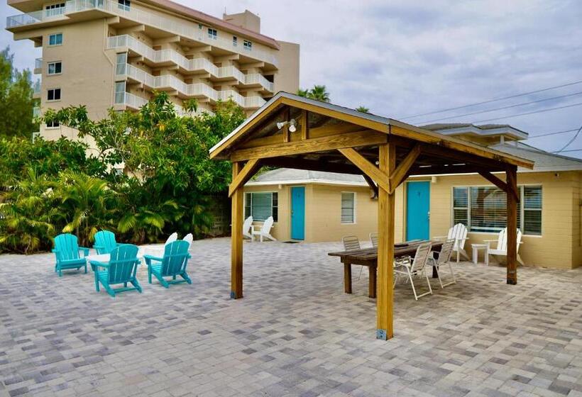 خانه 1 خوابه, The Molloy   Treasure Island Suites & Cottages