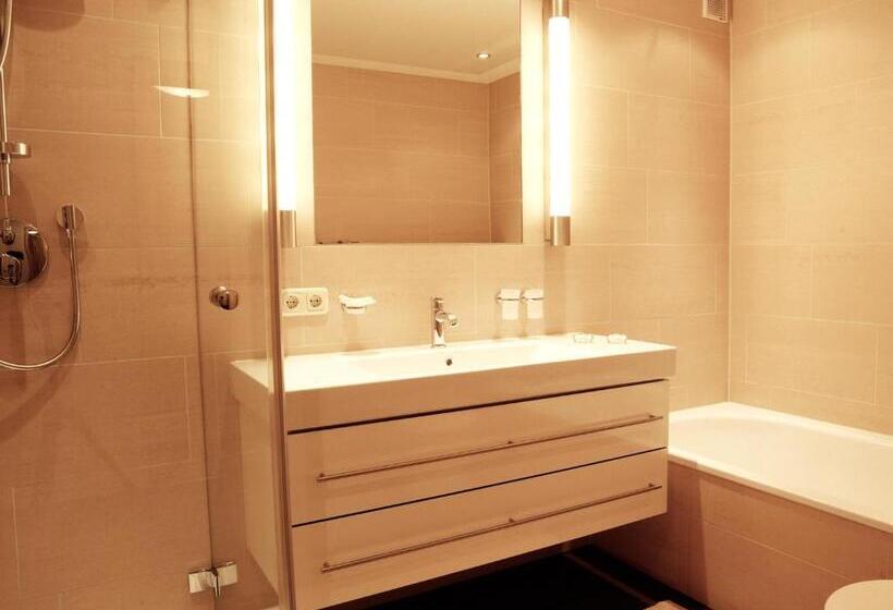 1 Szobás Apartman, Pension Grissemann