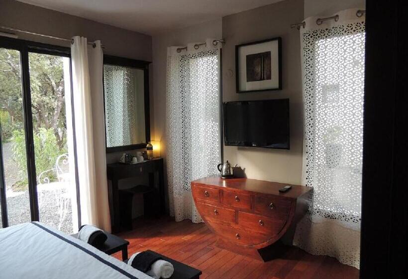 Номер Стандарт Вид на Сад, La Villa Kallisté