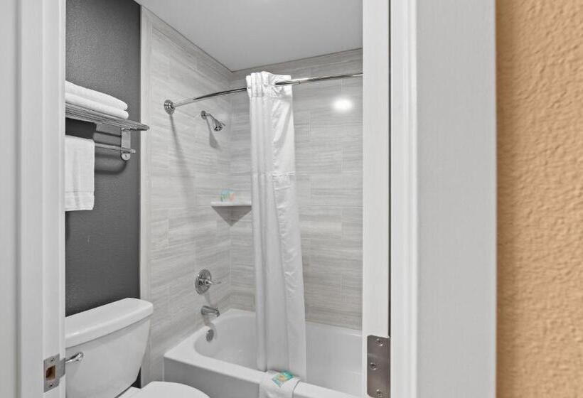 스탠다드 룸, Basecamp Puyallup A Travelodge By Wyndham