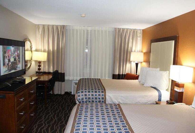 اتاق استاندارد, Westbridge Inn And Suites