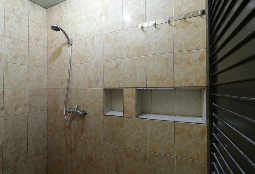 اتاق استاندارد یک نفره, Bagus Bay Homestay