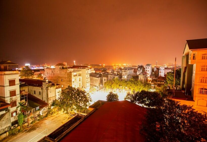 اتاق لوکس, City  Lao Cai