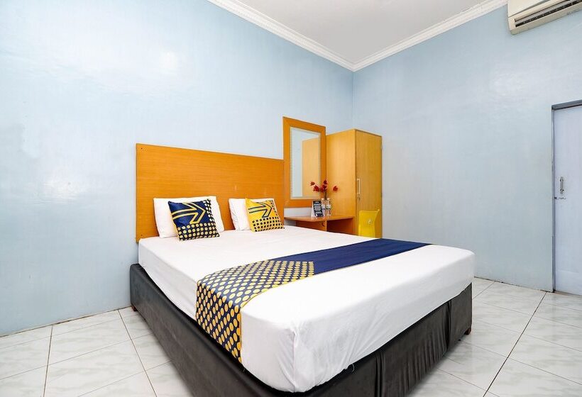 Семейный Номер, Spot On 2240 Simpang Tujuh Residence