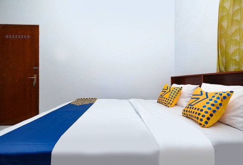 Номер Deluxe, Spot On 2240 Simpang Tujuh Residence