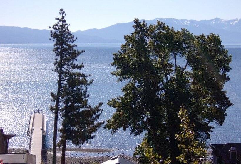 اتاق لوکس, Pepper Tree Inn Tahoe City