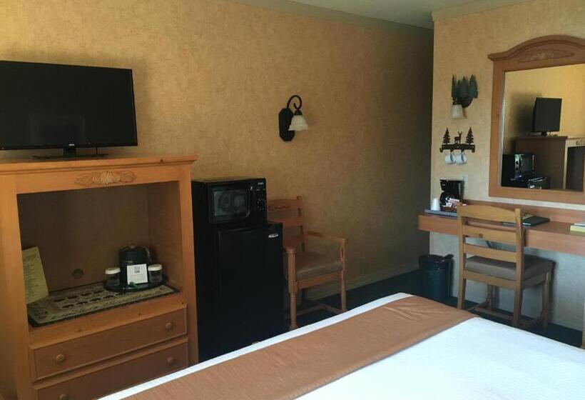 اتاق لوکس, Pepper Tree Inn Tahoe City