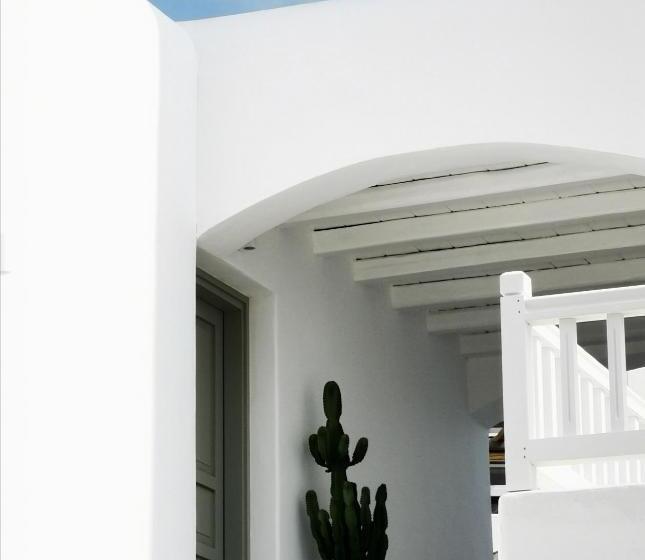 سوییت خانوادگی, Sofos Suites Mykonos