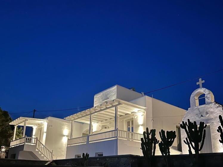 سوئیت جونیور با تراس, Sofos Suites Mykonos