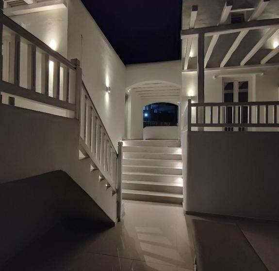 سوئیت جونیور با تراس, Sofos Suites Mykonos
