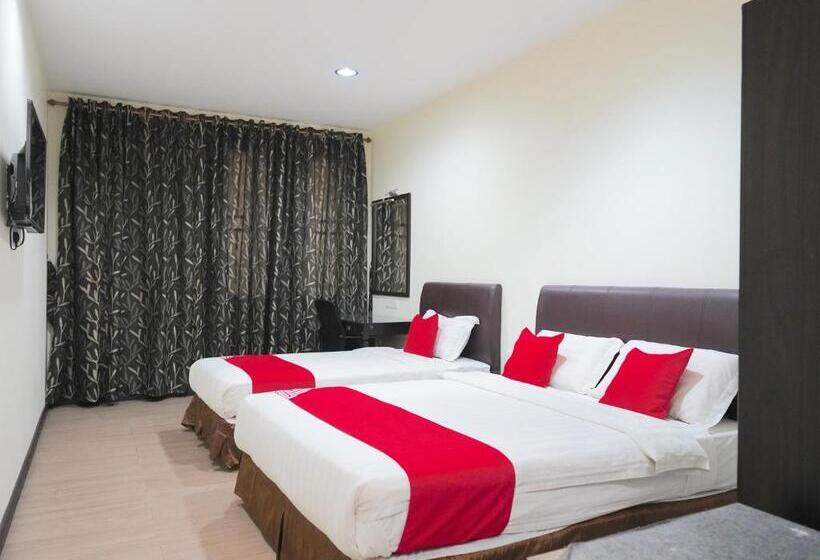수피리어 스위트, Utama Inn By Oyo Rooms