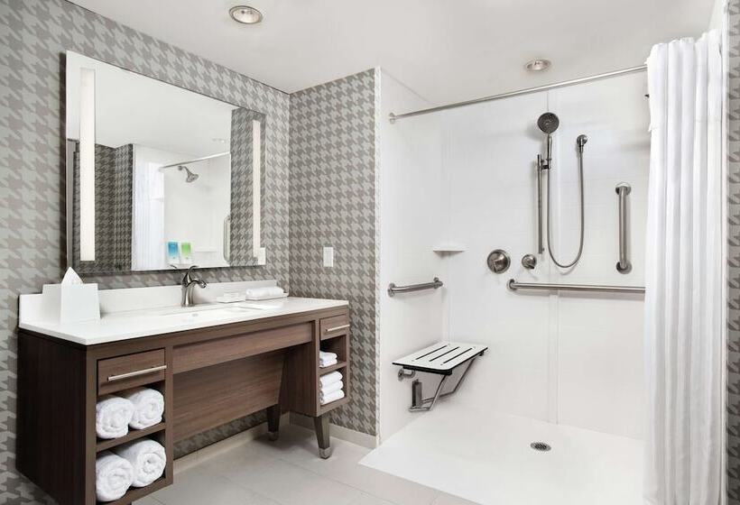 Люкс Адаптированный для Инвалидов, Home2 Suites By Hilton Long Island Brookhaven