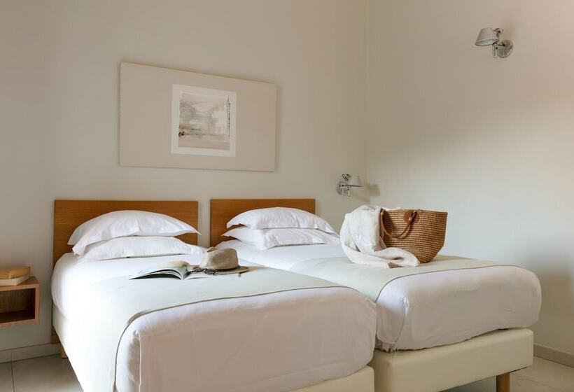 2 Bedroom Premium Apartment, Domaine Santa Giulia Palace