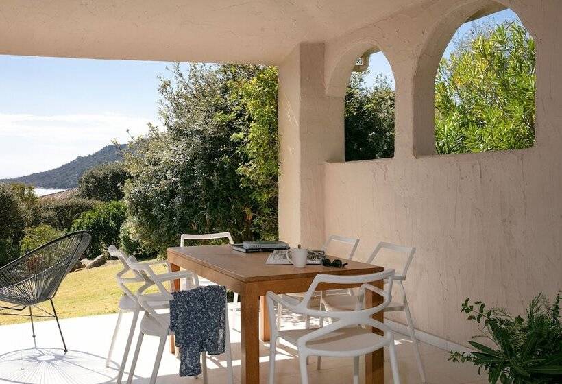 2 Bedroom Premium Apartment, Domaine Santa Giulia Palace