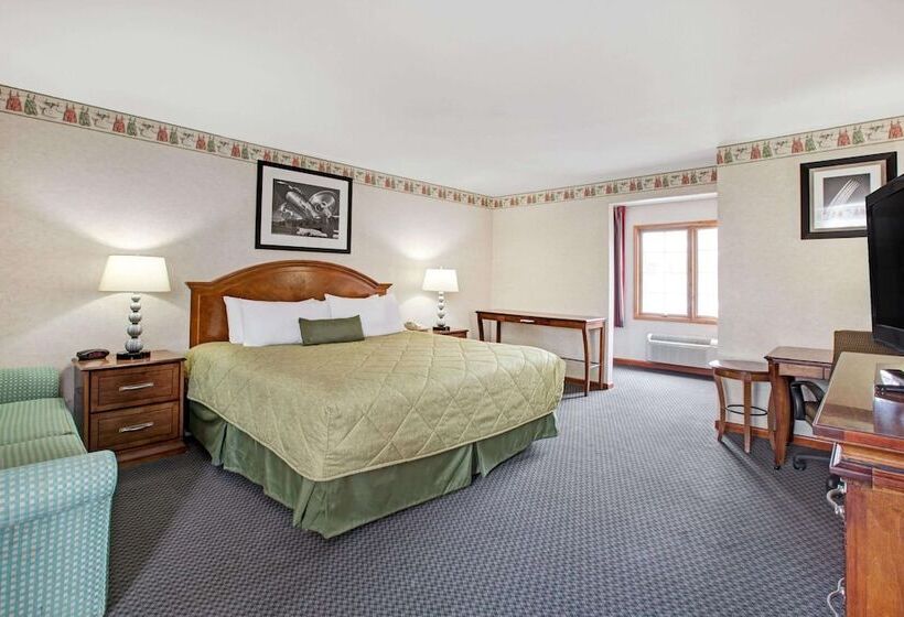 Номер Deluxe, Ramada By Wyndham Flemington