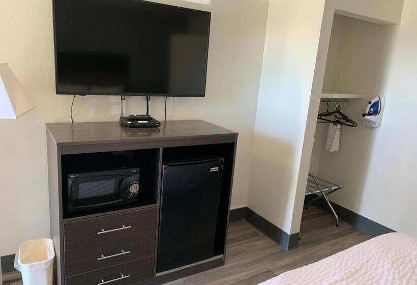스탠다드 룸, Ramada By Wyndham North Platte