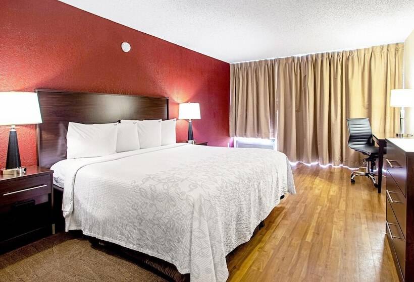 سوییت, Red Roof Inn Plus+ Wichita East