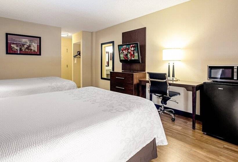 اتاق لوکس, Red Roof Inn Plus+ Wichita East