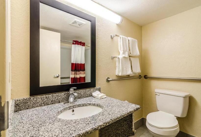 اتاق دلوکس مخصوص معلولین, Red Roof Inn Plus+ Wichita East
