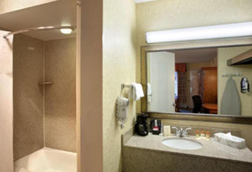 Номер Deluxe Адаптированный для Инвалидов, Days Inn By Wyndham Klamath Falls