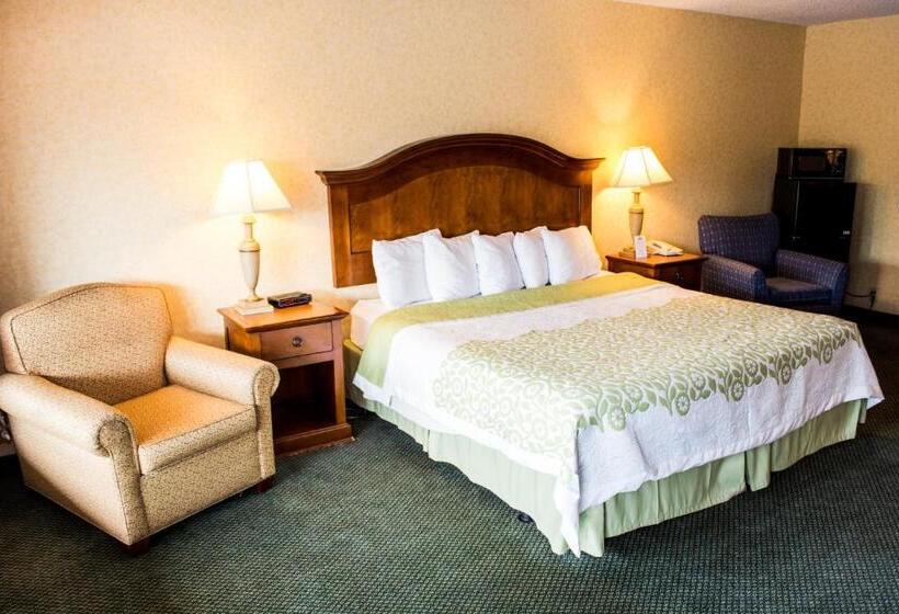 Люкс Deluxe Кровать Кинг, Days Inn By Wyndham Klamath Falls