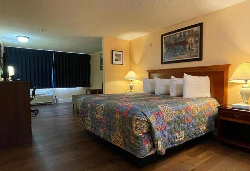 キングサイズベッドのスタンダードルーム, Marina Inn Des Moines / Seatac