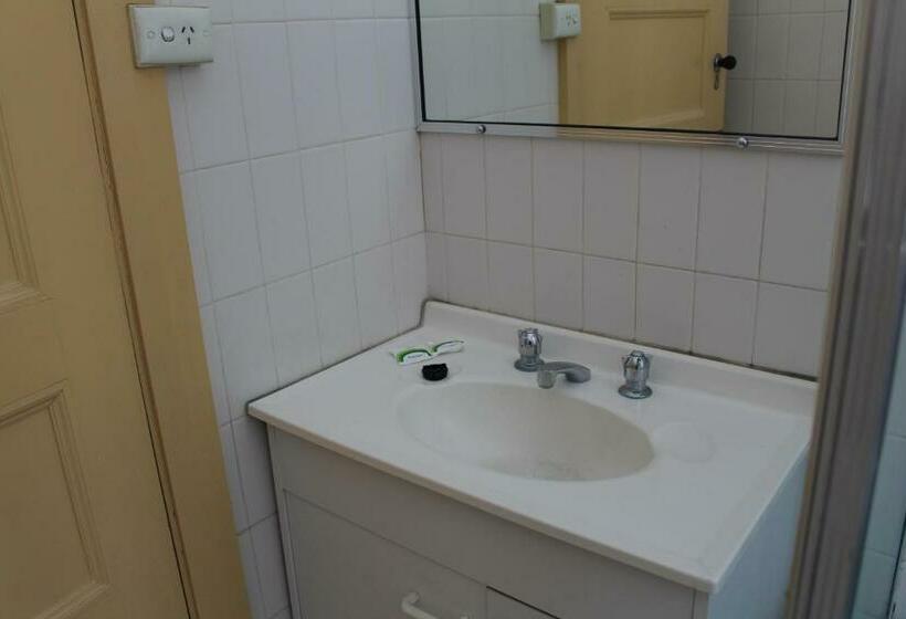 اتاق استاندارد, Royal Hotel Orange