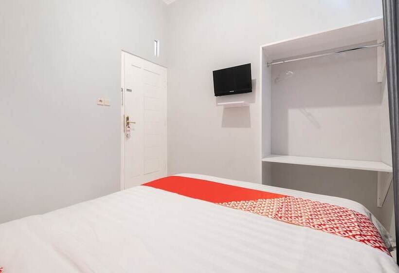 디럭스 룸, Oyo 2727 Nareswari Residence